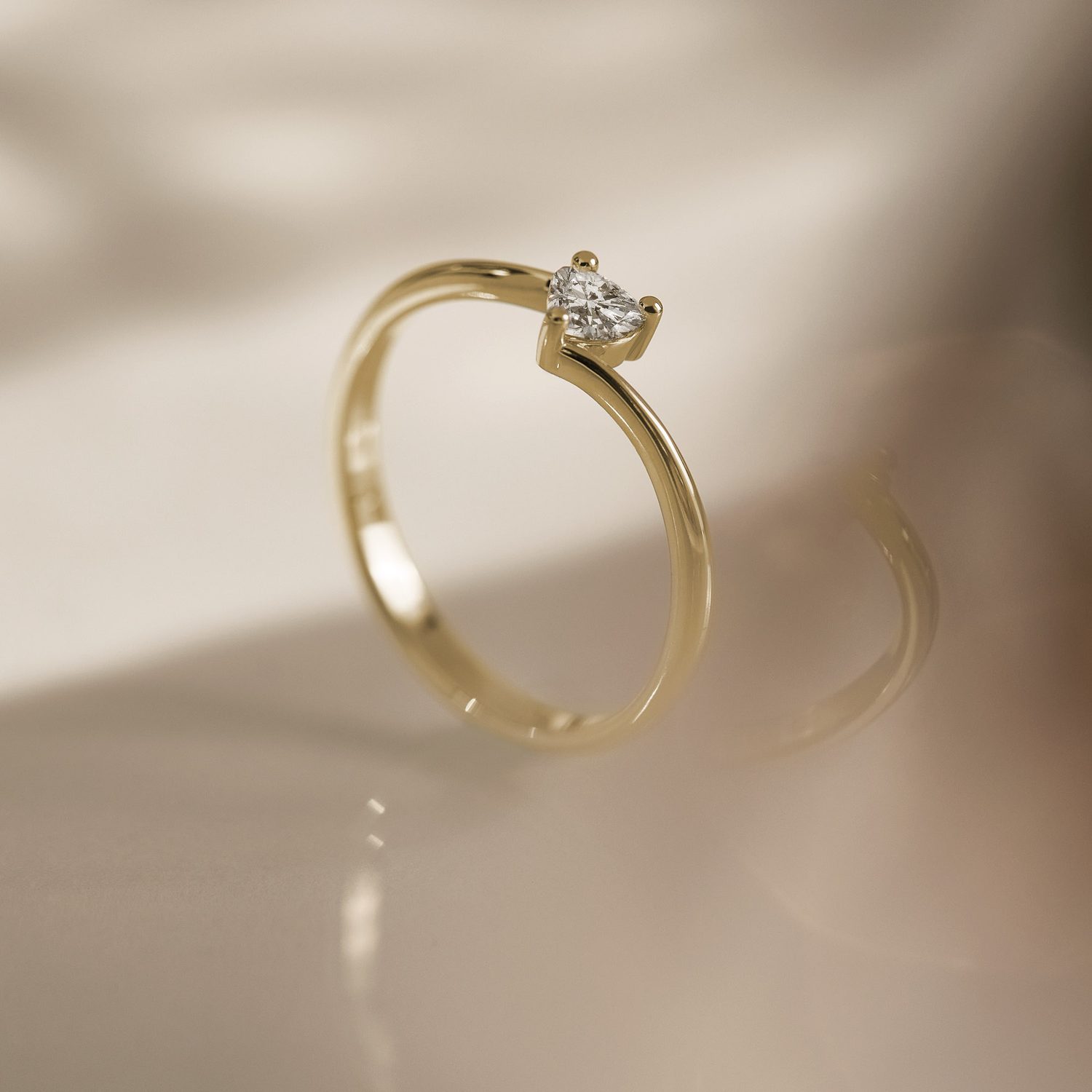 Ring aus Gelbgold - KLENOTA