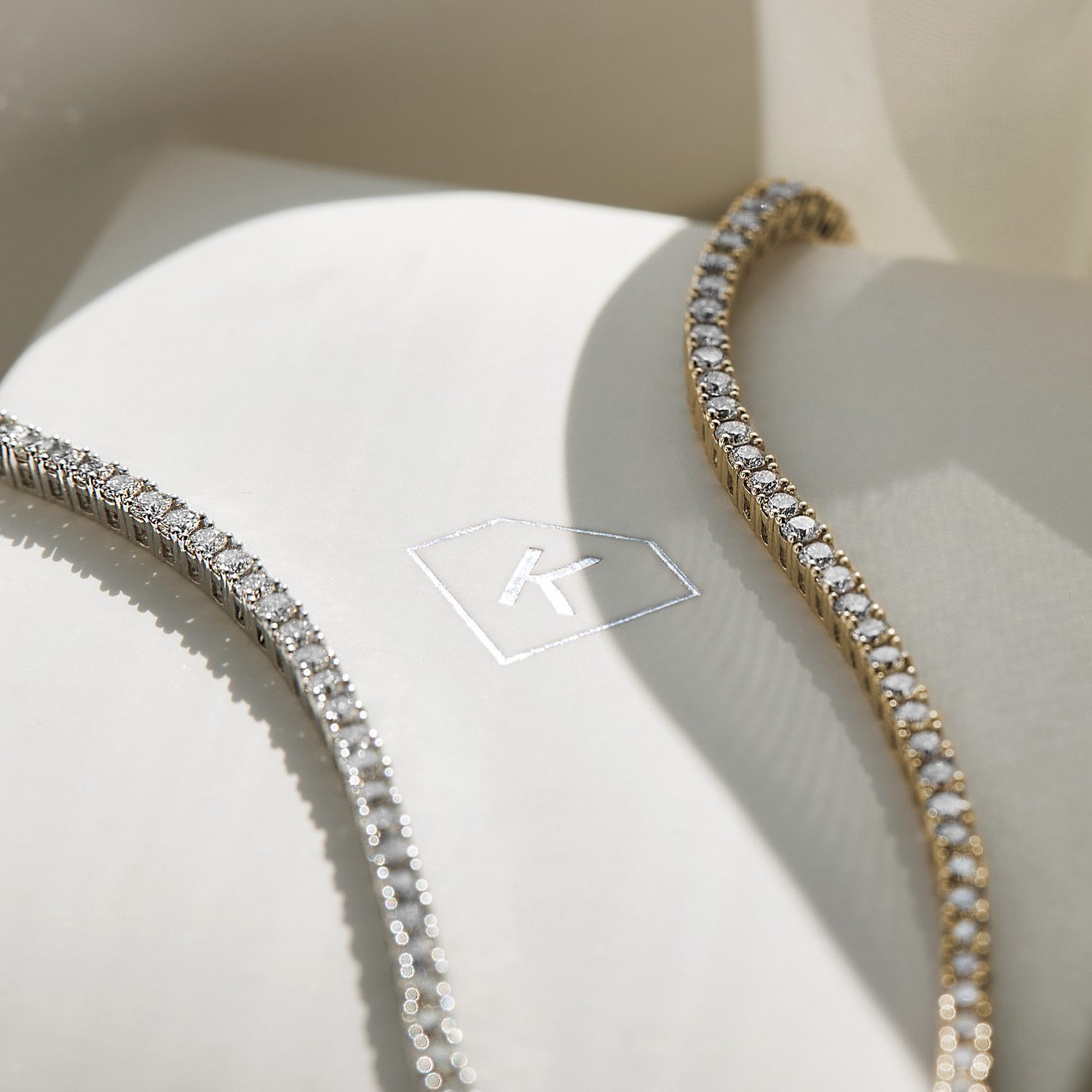 14K white gold jewellery with diamonds - KLENOTA