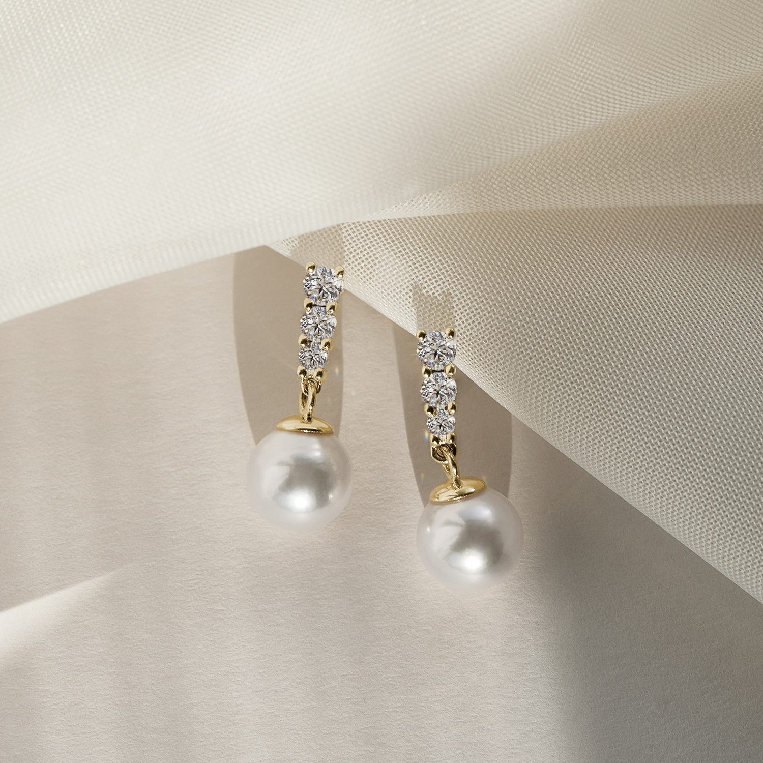 Snubní sada KLENOTA ve žlutém zlatě a eternity designu