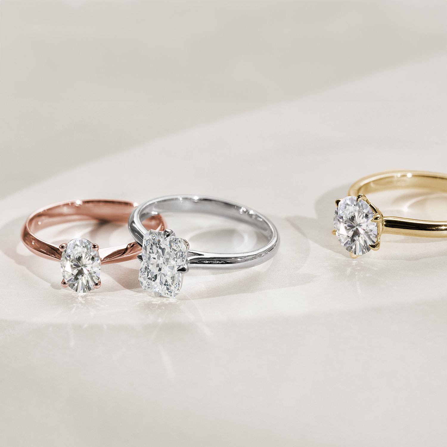 Verlobungsringe aus Gold mit Diamanten aus dem Labor - KLENOTA