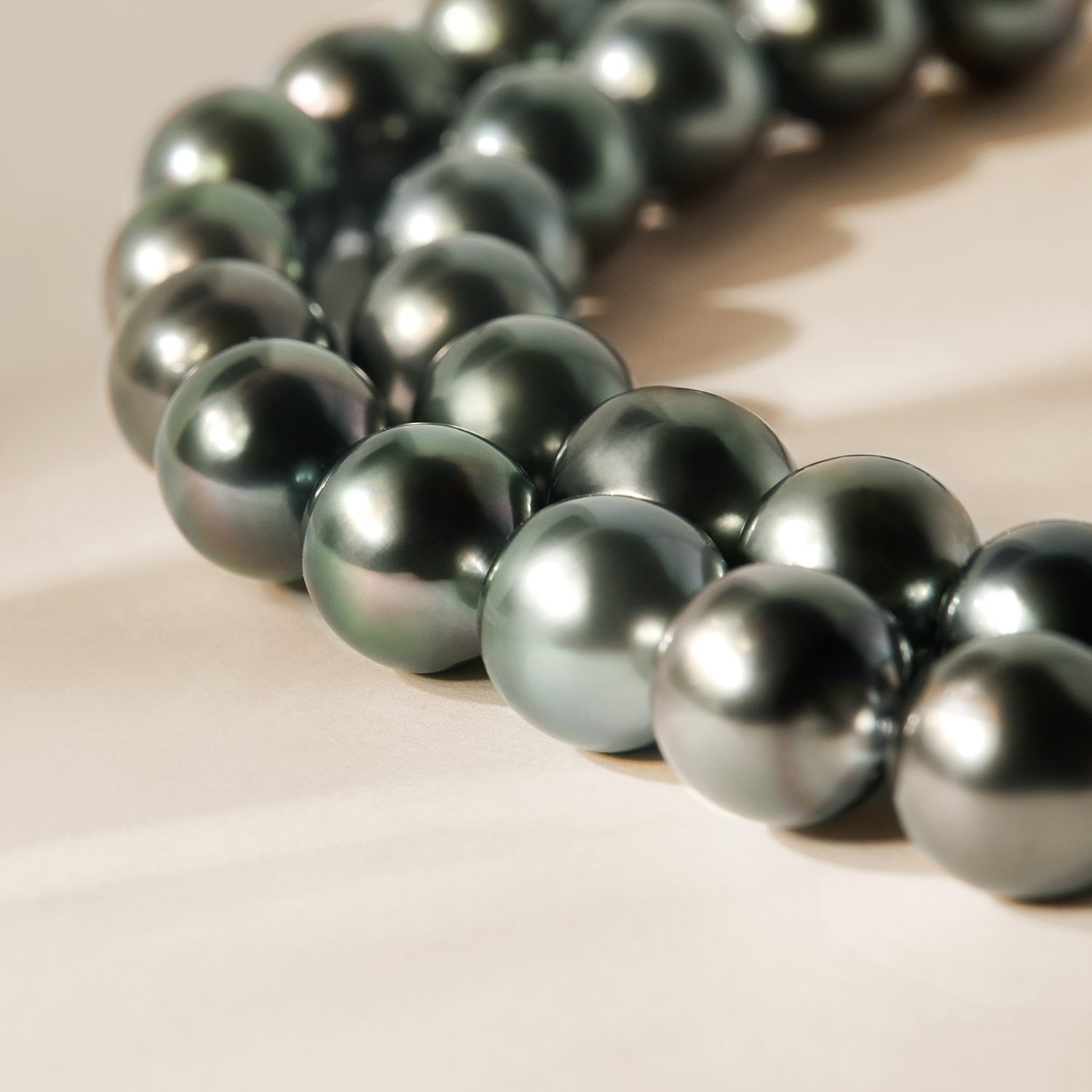 Tahitian pearls - KLENOTA