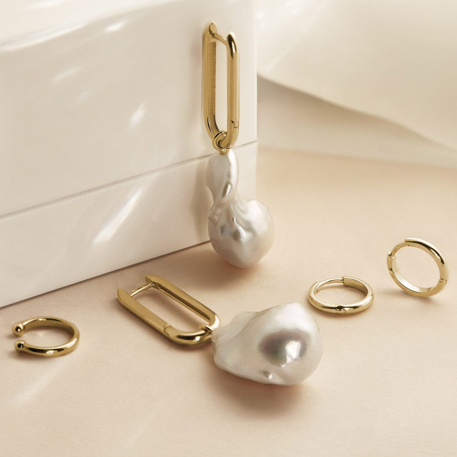 Luxusní visací náušnice s lab grown diamanty KLENOTA