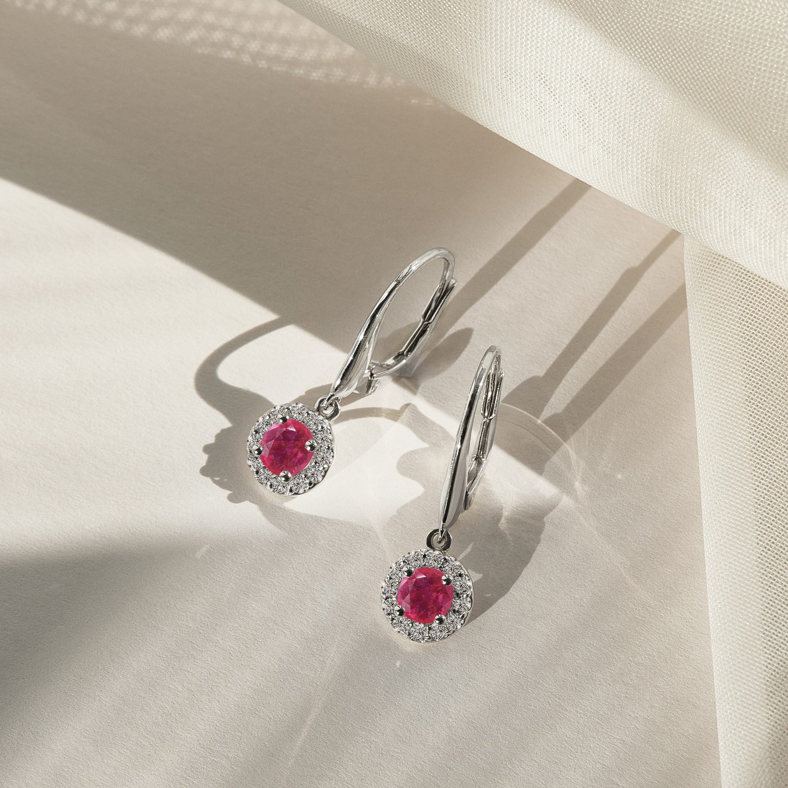 Ruby and diamond earrings in 14k white gold KLENOTA