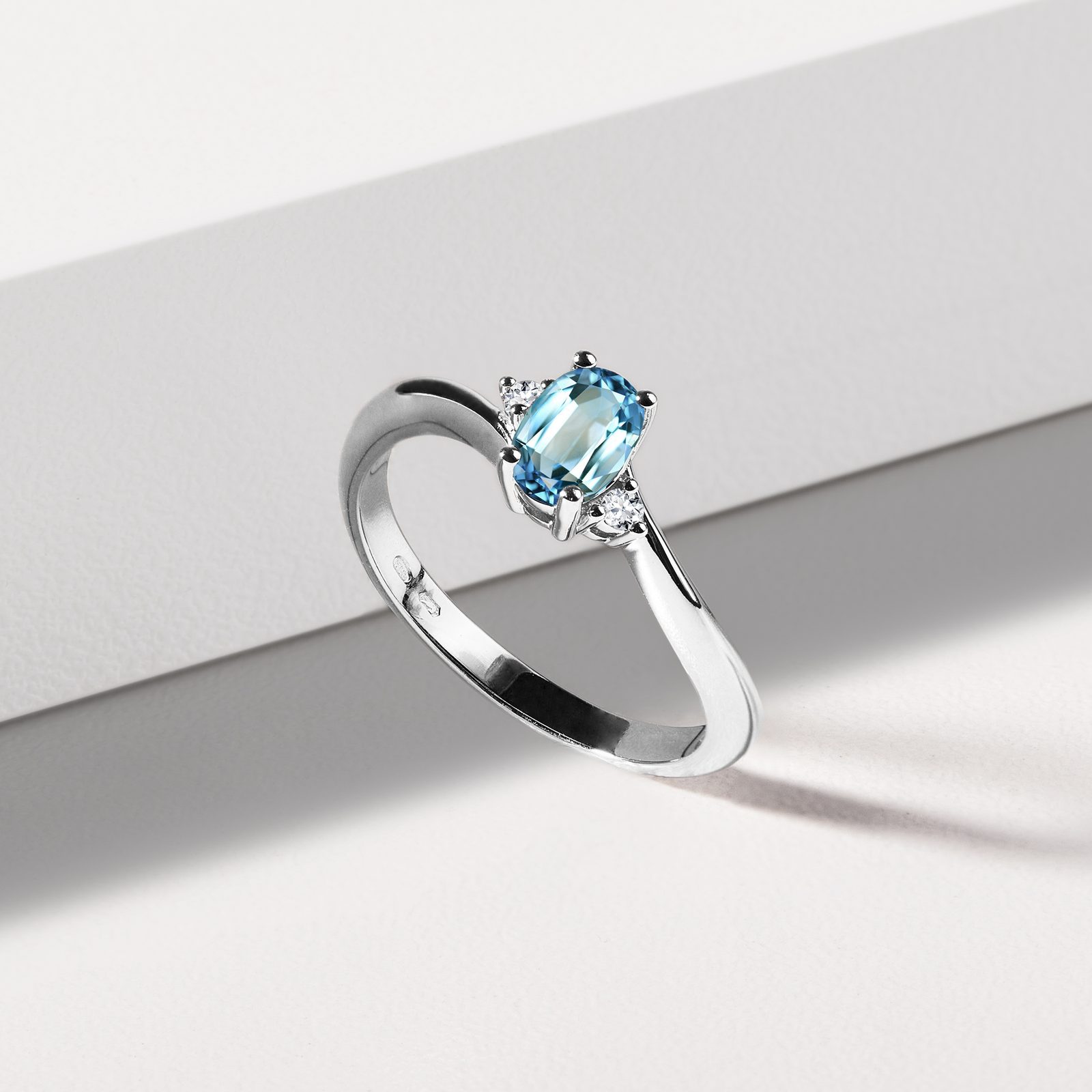 Bague Pendante En Argent Avec Topaze Blanche 18x12 Mm - Plateau 24x24 Mm, Neuf Sans Emballage