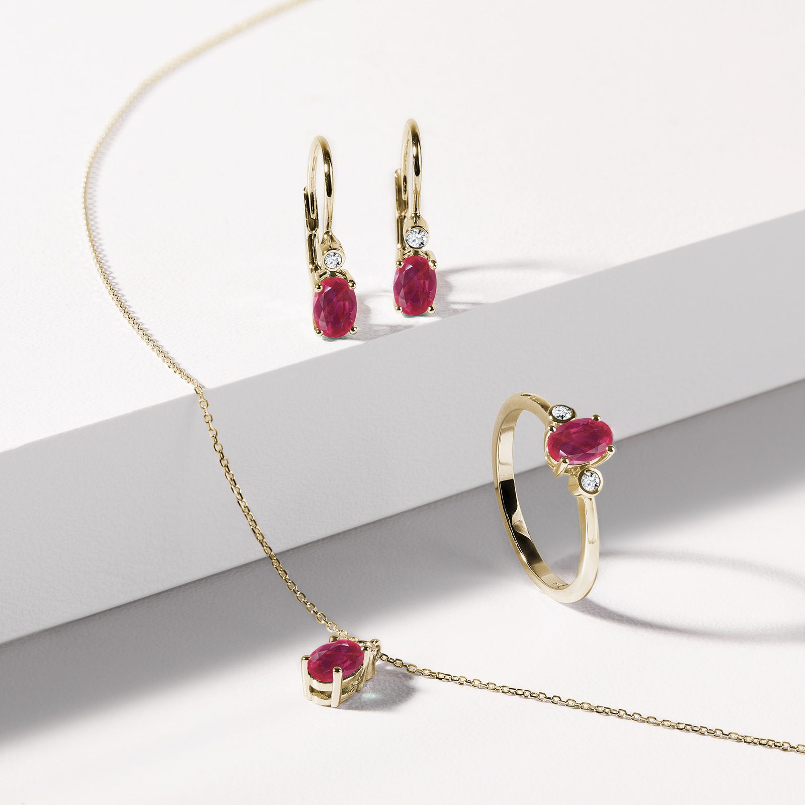 Ruby diamond jewelry best sale