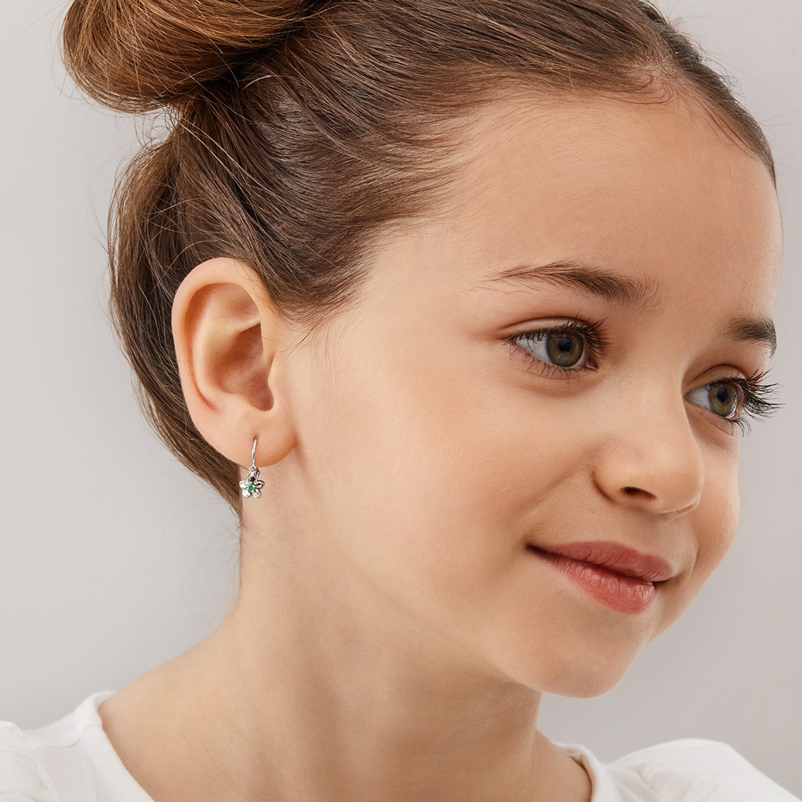 Children s Gold Flower Earrings with Emeralds KLENOTA
