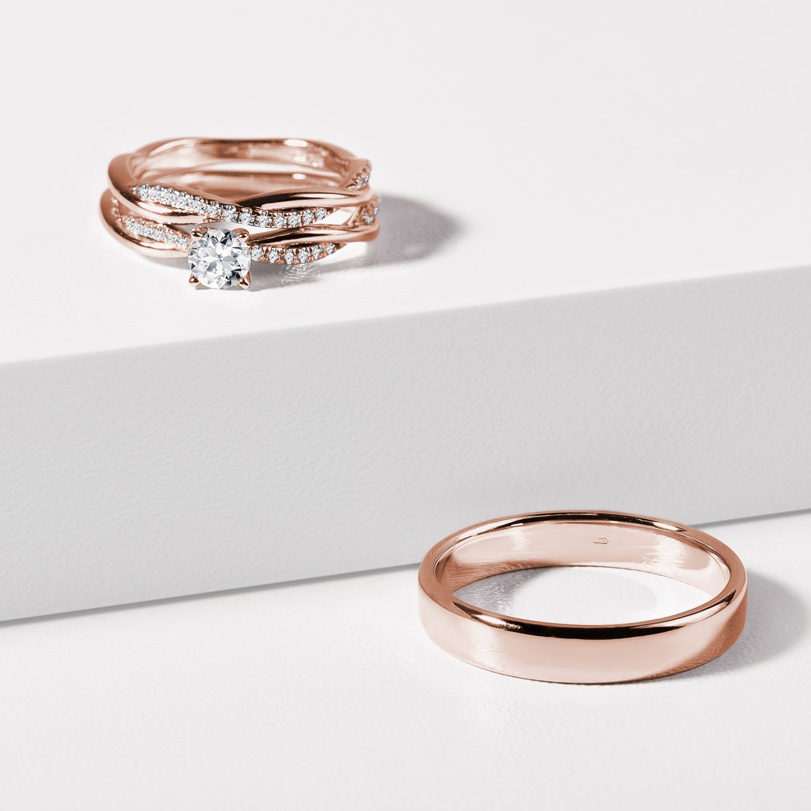 Classic Wedding Set in Rose Gold | KLENOTA