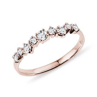 Moderní snubní prsten z růžového zlata