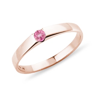 Prsten s růžovým safírem v růžovém zlatě