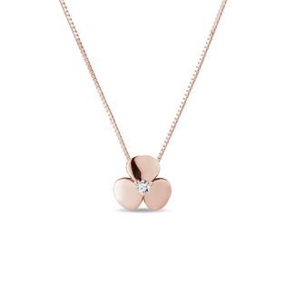 Diamond shamrock necklace in rose gold