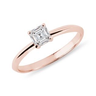 Asscher cut diamond ring in rose gold