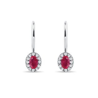 BOUCLES D'OREILLES EN OR BLANC AVEC RUBIS OVALE ET DIAMANTS - BOUCLES D'OREILLES EN RUBIS - BOUCLES D'OREILLES