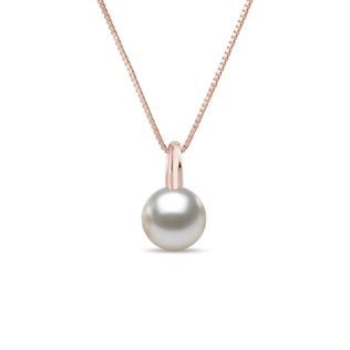 Akoya pearl necklace in rose gold