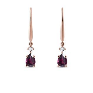 BOUCLES D'OREILLES PENDANTES EN OR ROSE ET RHODOLITES - BOUCLES D'OREILLES AVEC GEMMES - BOUCLES D'OREILLES