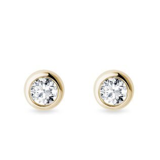 LAB-GROWN DIAMOND BEZEL STUD EARRINGS IN YELLOW GOLD - DIAMOND STUD EARRINGS - EARRINGS