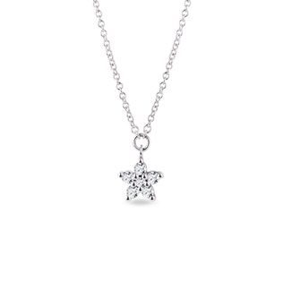 Star necklace with diamonds in white gold