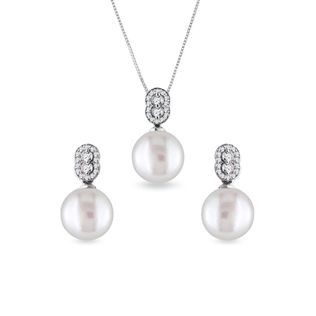 PEARL AND DIAMOND EARRING AND NECKLACE SET IN WHITE GOLD - PEARL SETS - PEARL JEWELRY