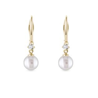 Pearl and diamond earrings in yellow gold
