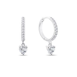 BAGUES EN DIAMANT AVEC UN CŒUR EN OR BLANC - BOUCLES D'OREILLES EN DIAMANT - BOUCLES D'OREILLES