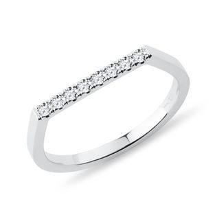 White Gold Flat Top Ring with a Row of Diamonds