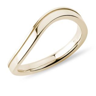 MEN'S WAVE GOLD WEDDING RING WITH A GROOVE - RINGS FOR HIM - WEDDING RINGS