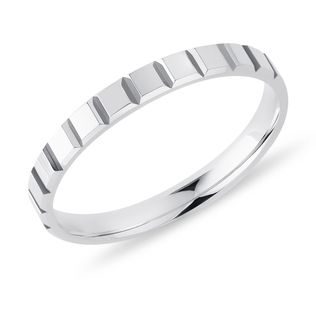 MODERNÝ PÁNSKY PRSTEŇ Z BIELEHO ZLATA V LESKU - PRSTENE BIELE ZLATO - PRSTENE