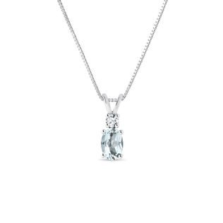 PŘÍVĚSEK S AKVAMARÍNEM A DIAMANTEM Z BÍLÉHO ZLATA - NÁHRDELNÍKY S AKVAMARÍNEM - NÁHRDELNÍKY