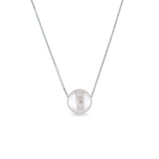 Freshwater pearl necklace in white gold