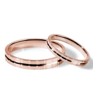 EHERINGE MIT GRAVIERTEM MUSTER IN ROSÉGOLD - ROSÉGOLDENE TRAURINGE IM SET - TRAURINGE