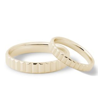 SET OF RINGS WITH A STRUCTURE IN 14K YELLOW GOLD - YELLOW GOLD WEDDING SETS - WEDDING RINGS