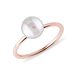 Prsten se sladkovodní perlou v růžovém zlatě