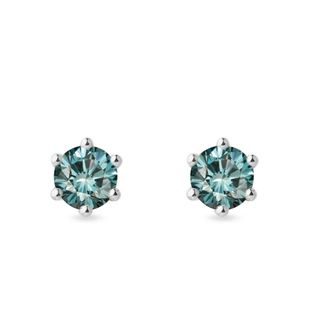 Boucles d'oreilles en or blanc 14 carats avec diamants bleus