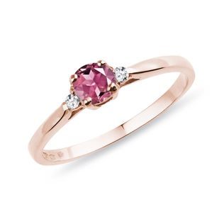 Tourmaline and diamond ring in rose gold