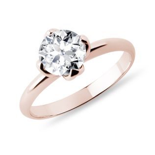 ZÁSNUBNÍ PRSTEN Z RŮŽOVÉHO 14K ZLATA S LAB GROWN DIAMANTEM - ZÁSNUBNÍ PRSTENY S LAB GROWN DIAMANTY - ZÁSNUBNÍ PRSTENY
