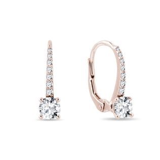 BOUCLES D'OREILLES FERMOIR DORMEUSE EN OR ROSE, AVEC DIAMANTS - BOUCLES D'OREILLES EN DIAMANT - BOUCLES D'OREILLES