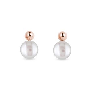 Ohrringe in Roségold mit Perlen