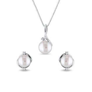 PERLEN-SCHMUCKSET MIT BRILLANTEN IN WEISSGOLD - PERLENSCHMUCK SETS - PERLEN