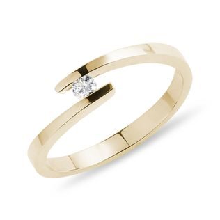 BAGUE D'OR JAUNE MINIMALISTE AVEC DIAMANT - SOLITAIRES - BAGUES DE FIANÇAILLES