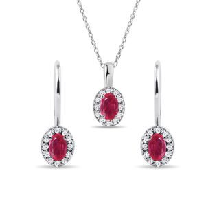 Halo Jewelry Set with Rubies and Diamonds in White Gold