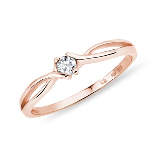 Ring in Rose Gold Decorated with a Brilliant