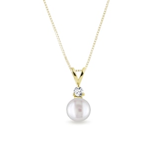 FRESHWATER PEARL AND DIAMOND PENDANT IN YELLOW GOLD - PEARL PENDANTS - PEARL JEWELRY