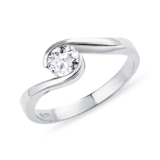 0,5CT DIAMOND RING IN WHITE GOLD - SOLITAIRE ENGAGEMENT RINGS - ENGAGEMENT RINGS