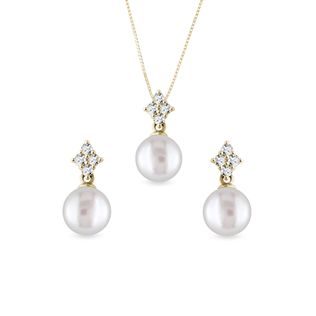 ELEGANT DIAMOND AND PEARL JEWELRY SET IN YELLOW GOLD - JEWELRY SETS - FINE JEWELRY