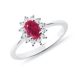 WHITE GOLD RING WITH OVAL RUBY AND DIAMONDS - RUBY ENGAGEMENT RINGS - ENGAGEMENT RINGS