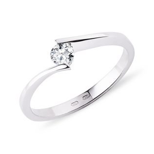 DIAMOND ENGAGEMENT RING - SOLITAIRE ENGAGEMENT RINGS - ENGAGEMENT RINGS