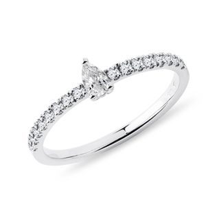 PEAR SHAPED DIAMOND RING IN WHITE GOLD - ENGAGEMENT DIAMOND RINGS - ENGAGEMENT RINGS