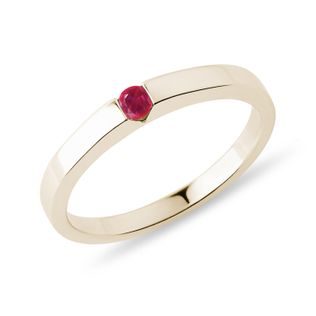 BAGUE POUR FEMME MINIMALISTE EN OR JAUNE AVEC RUBIS - BAGUES DE FIANÇAILLES EN RUBIS - BAGUES DE FIANÇAILLES