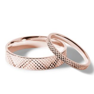 EHERINGE AUS 14 KT ROSÉGOLD MIT ZARTEM MUSTER - ROSÉGOLDENE TRAURINGE IM SET - TRAURINGE