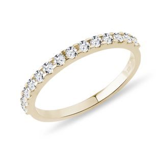 Half eternity prsten ze žlutého zlata s diamanty