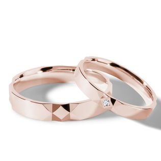 WEDDING SET WITH FACETS ON THE SIDES IN ROSE GOLD - ROSE GOLD WEDDING SETS - WEDDING RINGS